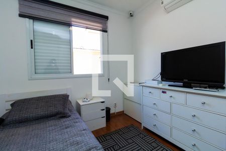 Quarto 1 de casa de condomínio para alugar com 4 quartos, 105m² em Vila Carrão, São Paulo