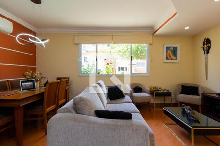 Sala de casa de condomínio para alugar com 4 quartos, 105m² em Vila Carrão, São Paulo