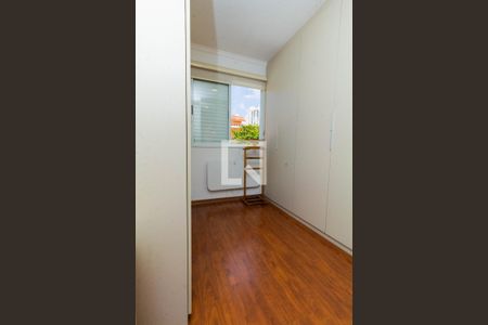 Quarto 3 de casa de condomínio para alugar com 4 quartos, 105m² em Vila Carrão, São Paulo