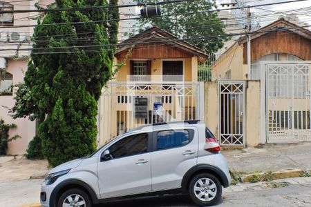 Fachada de casa à venda com 3 quartos, 200m² em Santana, São Paulo
