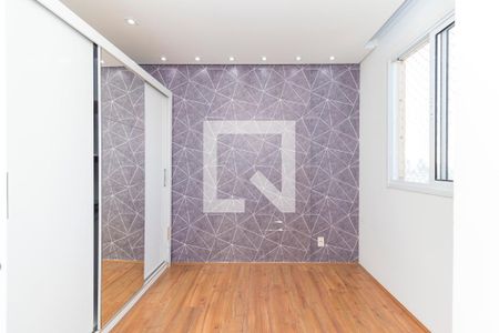 Quarto 1 de apartamento para alugar com 2 quartos, 34m² em Vila Carmosina, São Paulo