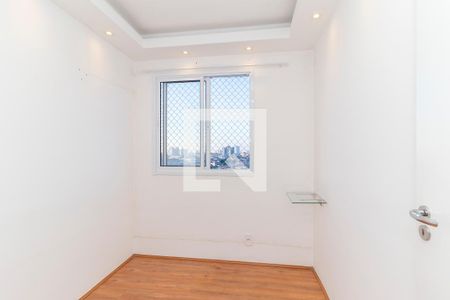 Quarto 2 de apartamento para alugar com 2 quartos, 34m² em Vila Carmosina, São Paulo