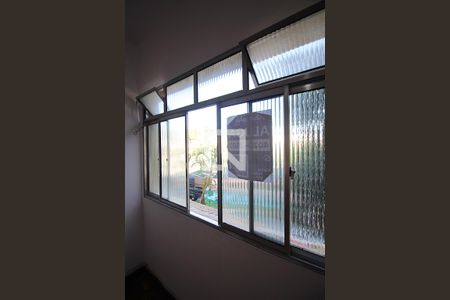 Placa de apartamento para alugar com 2 quartos, 67m² em Jardim Olavo Bilac, São Bernardo do Campo