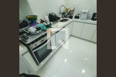 Cozinha de casa de condomínio à venda com 3 quartos, 100m² em Pechincha, Rio de Janeiro