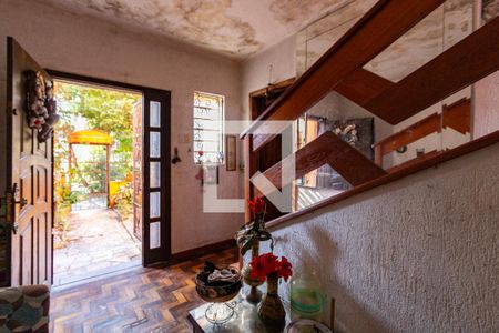 Hall de entrada de casa à venda com 4 quartos, 217m² em Petrópolis, Porto Alegre
