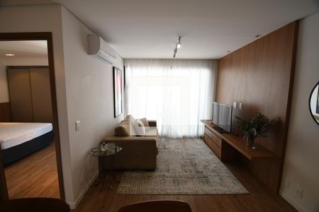 Sala de apartamento para alugar com 1 quarto, 50m² em Cambuí, Campinas