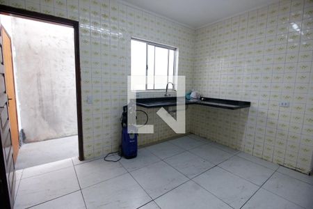 Cozinha de casa para alugar com 2 quartos, 125m² em Jardim Maria Rosa, Taboão da Serra
