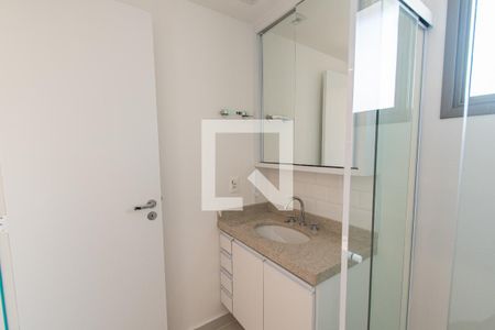 Banheiro de kitnet/studio para alugar com 1 quarto, 20m² em Ipiranga, São Paulo