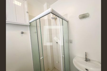 Banheiro de kitnet/studio à venda com 1 quarto, 34m² em Centro, Rio de Janeiro