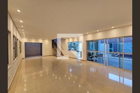 Sala de casa à venda com 4 quartos, 500m² em Ipiranga, São Paulo
