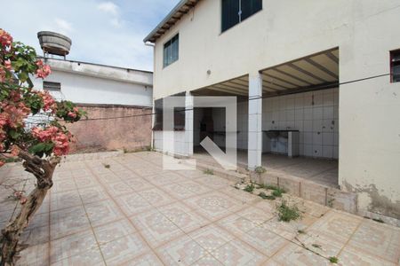 Quintal de casa à venda com 5 quartos, 360m² em Céu Anil (justinópolis), Belo Horizonte
