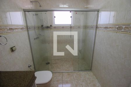 Banheiro da Suíte 2 de casa de condomínio para alugar com 3 quartos, 323m² em Granja Olga Ii, Sorocaba