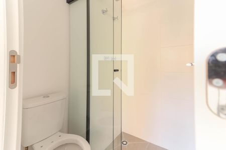 Banheiro de kitnet/studio para alugar com 1 quarto, 20m² em Butantã, São Paulo