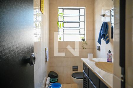 Lavabo de casa à venda com 4 quartos, 300m² em Jardim da Saúde, São Paulo