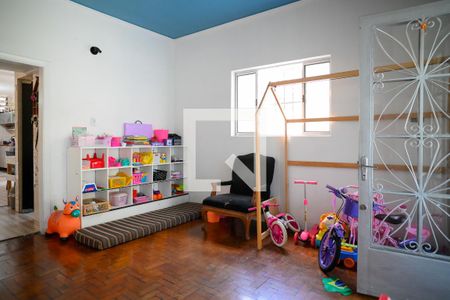 Sala de casa à venda com 4 quartos, 300m² em Jardim da Saúde, São Paulo