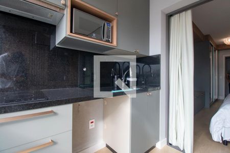 Studio de kitnet/studio para alugar com 1 quarto, 30m² em Jardim das Acacias, São Paulo