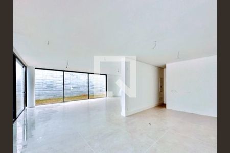 Casa de Condomínio à venda com 4 quartos, 530m² em Campo Belo, São Paulo