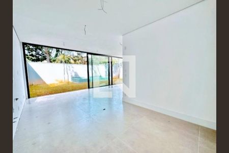 Casa de Condomínio à venda com 4 quartos, 530m² em Campo Belo, São Paulo