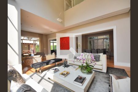 Casa à venda com 4 quartos, 500m² em Fazenda Morumbi, São Paulo