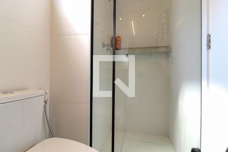 Banheiro de kitnet/studio à venda com 1 quarto, 21m² em Indianópolis, São Paulo