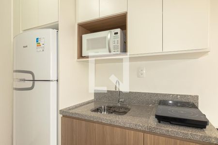 Cozinha de apartamento para alugar com 1 quarto, 27m² em Moema, São Paulo