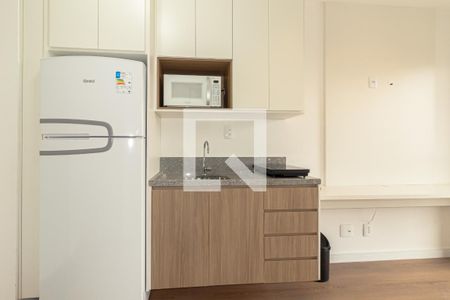 Cozinha de apartamento para alugar com 1 quarto, 27m² em Moema, São Paulo
