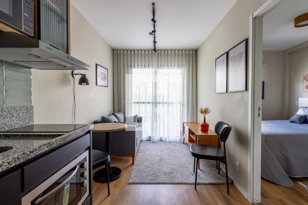 Sala de apartamento para alugar com 1 quarto, 32m² em Santo Amaro, São Paulo