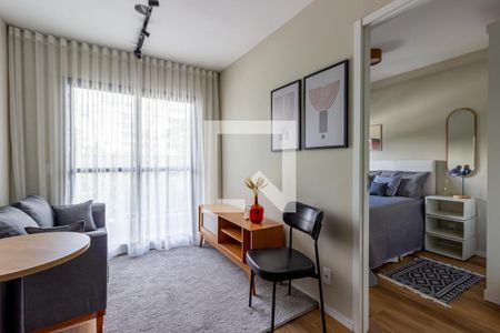 Sala de apartamento para alugar com 1 quarto, 32m² em Santo Amaro, São Paulo