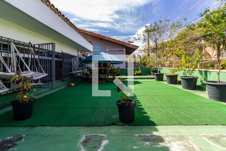 Varanda 2 de casa à venda com 3 quartos, 358m² em Jardim Londrina, São Paulo