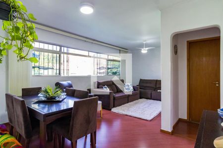 Sala de casa à venda com 3 quartos, 358m² em Jardim Londrina, São Paulo