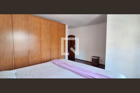 Suíte de casa para alugar com 3 quartos, 270m² em Nova Gerti, São Caetano do Sul