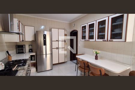 Cozinha de casa à venda com 3 quartos, 270m² em Nova Gerti, São Caetano do Sul