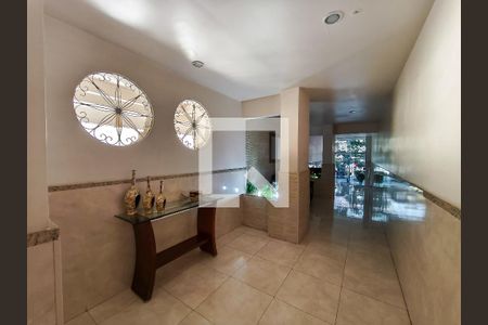 Fachada e portaria de apartamento à venda com 4 quartos, 160m² em Vila Isabel, Rio de Janeiro