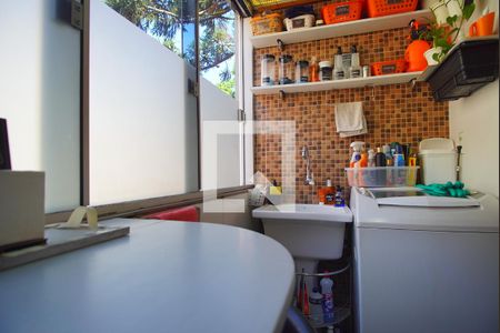 Área de Serviço - Janela Fechada de apartamento à venda com 2 quartos, 64m² em Cristo Redentor, Porto Alegre