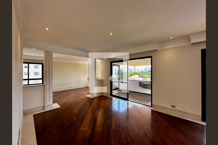 Sala de apartamento para alugar com 3 quartos, 216m² em Cidade Monções, São Paulo