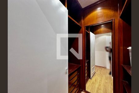 Closet da Suíte 3 de apartamento para alugar com 3 quartos, 216m² em Cidade Monções, São Paulo