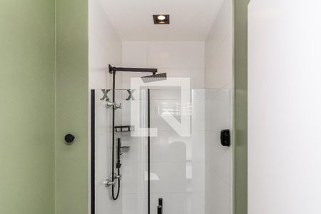 Banheiro de kitnet/studio para alugar com 1 quarto, 25m² em Perdizes, São Paulo