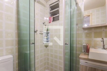 Banheiro de apartamento à venda com 1 quarto, 42m² em Jardim Dona Leopoldina, Porto Alegre
