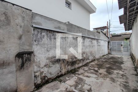 Garagem de casa para alugar com 2 quartos, 140m² em Vila Medeiros, São Paulo
