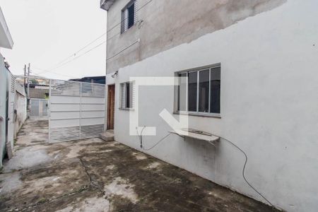 Quintal de casa para alugar com 2 quartos, 140m² em Vila Medeiros, São Paulo