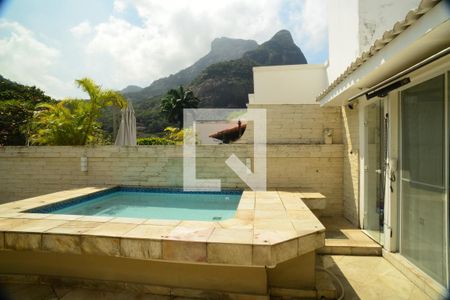 Área Externa - Piscina de apartamento à venda com 4 quartos, 247m² em Barra da Tijuca, Rio de Janeiro