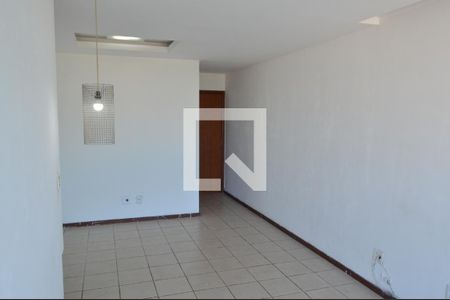 Sala de apartamento para alugar com 3 quartos, 85m² em Pechincha, Rio de Janeiro