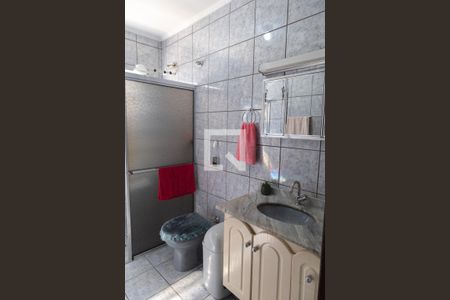 Banheiro de casa à venda com 3 quartos, 156m² em Vila Galvão, Guarulhos