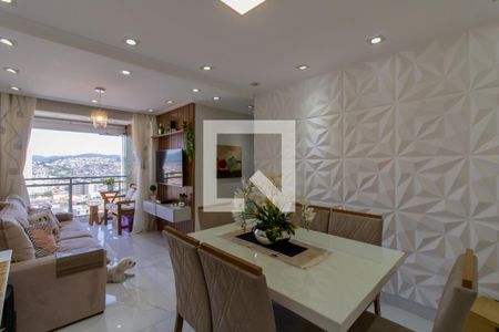 Sala de apartamento à venda com 2 quartos, 60m² em Picanço, Guarulhos