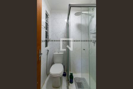 Banheiro de apartamento à venda com 2 quartos, 59m² em Santo Antônio, Porto Alegre