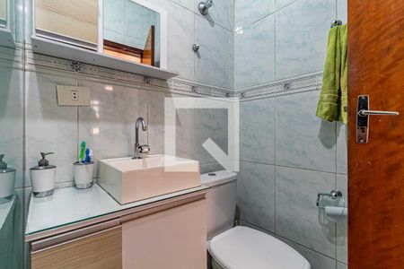 Banheiro de casa à venda com 3 quartos, 150m² em Jardim Jussara, São Paulo