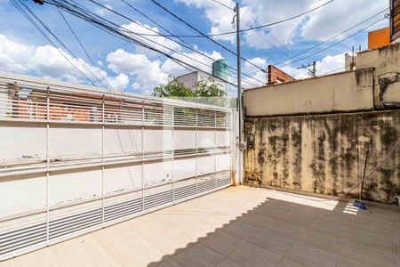 Garagem de casa à venda com 3 quartos, 150m² em Jardim Jussara, São Paulo