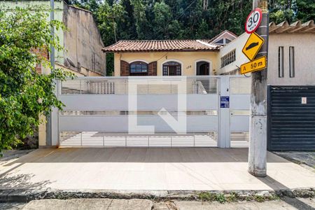 Fachada de casa à venda com 3 quartos, 150m² em Jardim Jussara, São Paulo