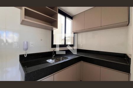Cozinha de apartamento à venda com 2 quartos, 107m² em Centro, Belo Horizonte