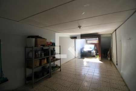 Garagem de casa à venda com 2 quartos, 136m² em Sítio da Figueira, São Paulo